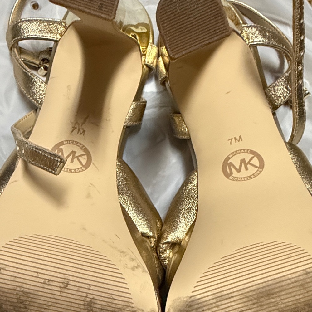 Michael Kors Gold Women's Sandals sz 7 - Picture 9 of 10